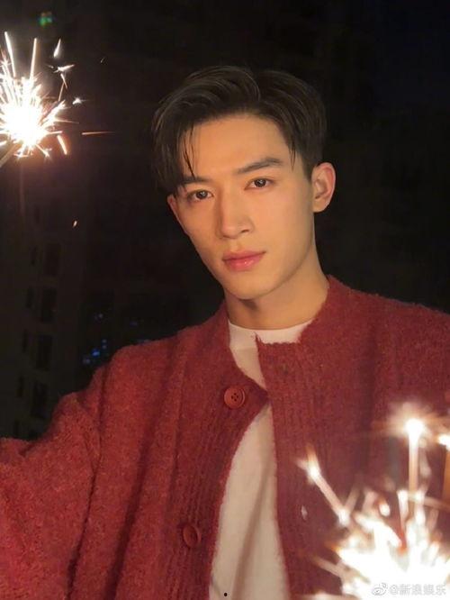 娱乐吃瓜爆料檀健次周也